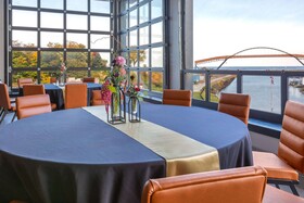 Riverbend Hotel and Suites, Trademark Collection by Wyndham