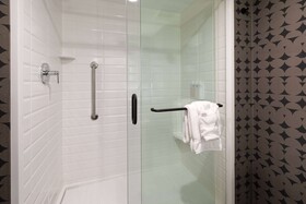 Riverbend Hotel and Suites, Trademark Collection by Wyndham