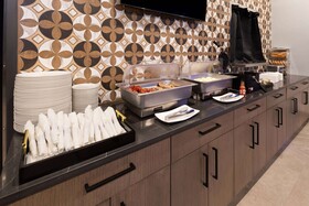 Riverbend Hotel and Suites, Trademark Collection by Wyndham