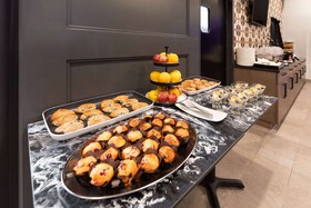 Riverbend Hotel and Suites, Trademark Collection by Wyndham