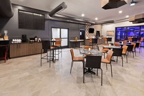 Riverbend Hotel and Suites, Trademark Collection by Wyndham