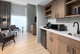 Riverbend Hotel and Suites, Trademark Collection by Wyndham