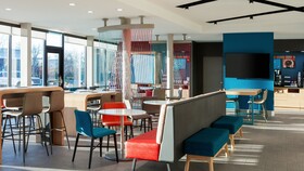 avid hotel Brooklyn - Dyker Heights