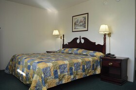 Brookville Inn by OYO Near Dayton International Airport