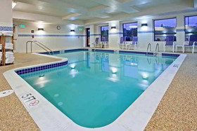 Hampton Inn & Suites Canton