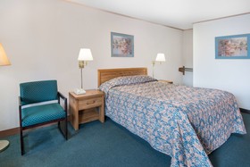 Knights Inn Canton