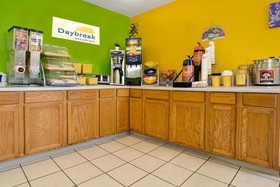 Days Inn by Wyndham Cincinnati East