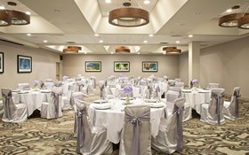 Embassy Suites by Hilton Cincinnati Northeast Blue Ash