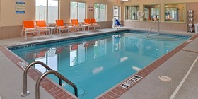 Holiday Inn Express & Suites Cincinnati - Blue Ash