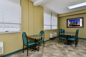 Travelodge by Wyndham Cleveland Airport