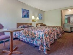 Knights Inn-Columbus Downtown