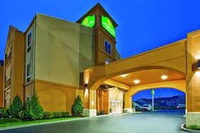 La Quinta Inn & Suites by Wyndham Columbus West - Hilliard