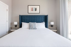 Mint House Columbus – Capitol Square