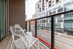 Mint House Columbus – Capitol Square