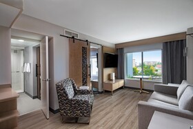 Sheraton Columbus Suites