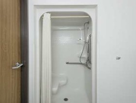 Super 8 by Wyndham Coshocton Roscoe Village