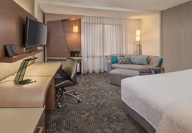 Courtyard Columbus Grove City