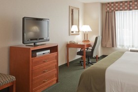 Holiday Inn Express & Suites Bryan-Montpelier