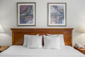 Norwood Inn Hudson Conference Center