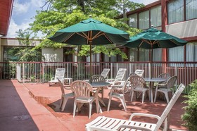 Norwood Inn Hudson Conference Center