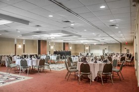 Norwood Inn Hudson Conference Center