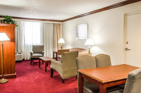 Norwood Inn Hudson Conference Center