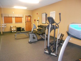 Holiday Inn Express & Suites Lancaster