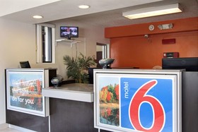 Motel 6 Cleveland - Middleburg Heights