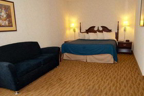 Countryside Inn & Suites