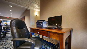 Countryside Inn & Suites