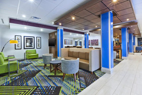 Holiday Inn Express & Suites Painesville - Concord