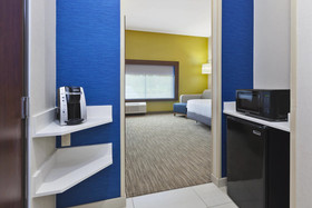 Holiday Inn Express & Suites Painesville - Concord