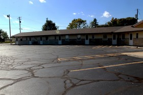 Budget Inn - Perrysburg