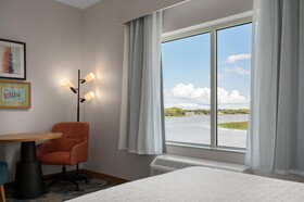 Hampton Inn & Suites by Hilton Port Clinton Catawba Island