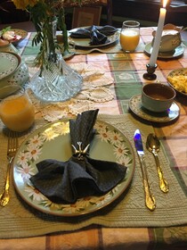 1873 Victorian Rose B & B