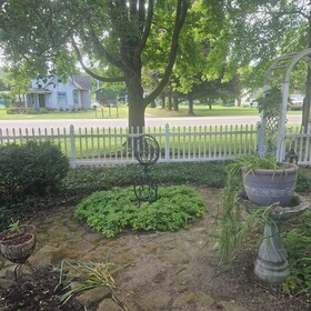 1873 Victorian Rose B & B