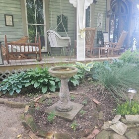 1873 Victorian Rose B & B