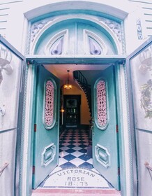 1873 Victorian Rose B & B