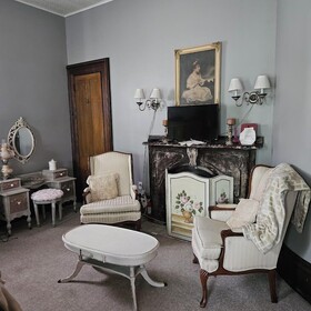 1873 Victorian Rose B & B