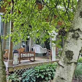 1873 Victorian Rose B & B