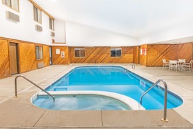 Super 8 by Wyndham Richfield Area