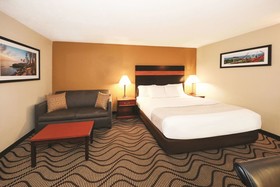 La Quinta Inn by Wyndham Sandusky near Cedar Point