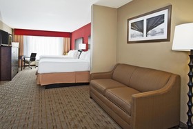 Holiday Inn Express & Suites Springfield Dayton Area