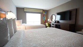 Hampton Inn & Suites St. Clairsville