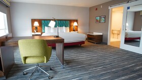 Hampton Inn & Suites St. Clairsville