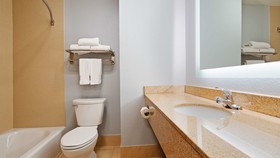 Best Western St. Clairsville Inn & Suites