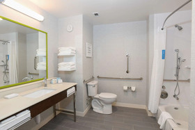 Hampton Inn & Suites Cincinnati Liberty Township