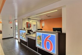 Motel 6 Cleveland - Willoughby
