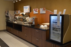 Holiday Inn Express & Suites Tulsa NE Claremore