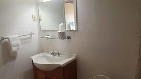 Glancy Motel